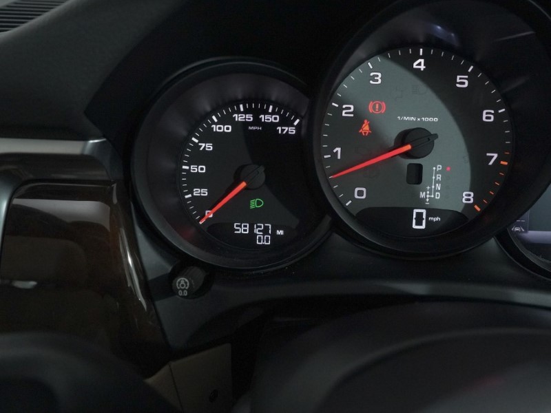 Used Porsche Macan 2020 for sale - 78092995: Photo 9