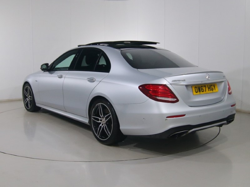 Used Mercedes-Benz E Class 2017 for sale - 77662112: Photo 2