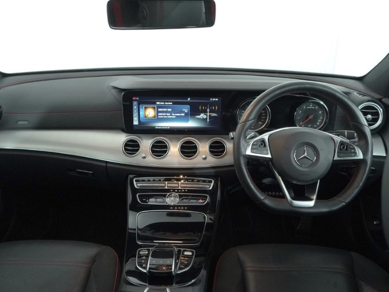 Used Mercedes-Benz E Class 2017 for sale - 77662112: Photo 4