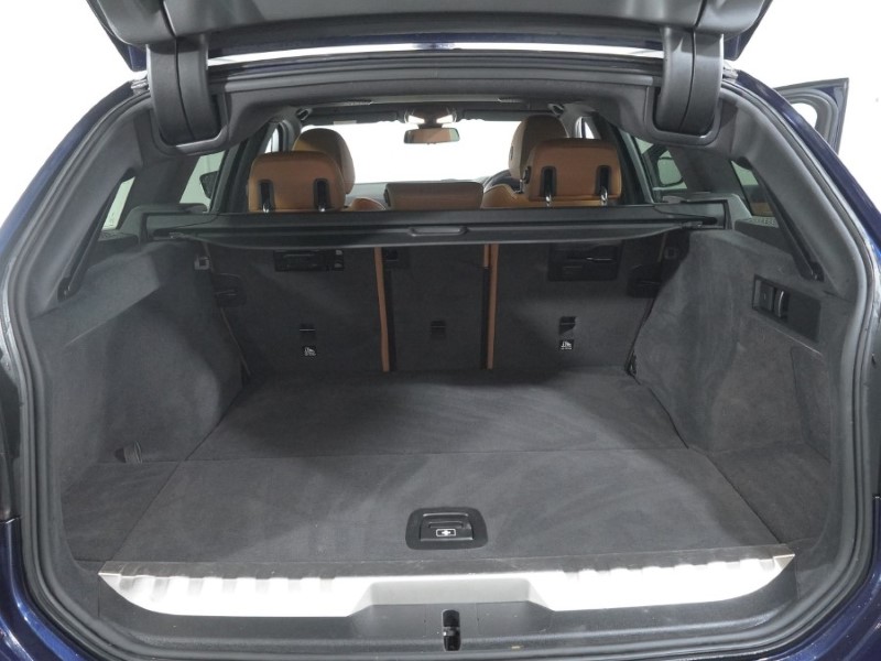 Used BMW 3 Series 2021 for sale - 76982043: Photo 13