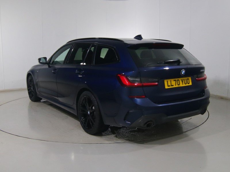 Used BMW 3 Series 2021 for sale - 76982043: Photo 2