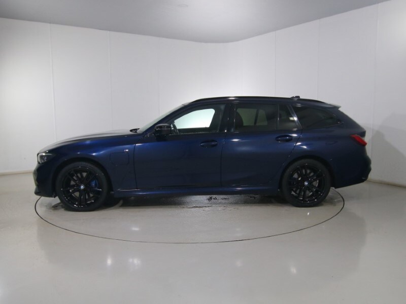 Used BMW 3 Series 2021 for sale - 76982043: Photo 42