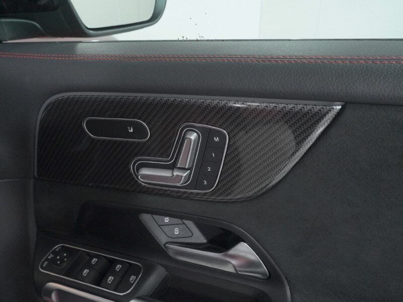 Used Mercedes-Benz GLB 2023 for sale - 77997079: Photo 32