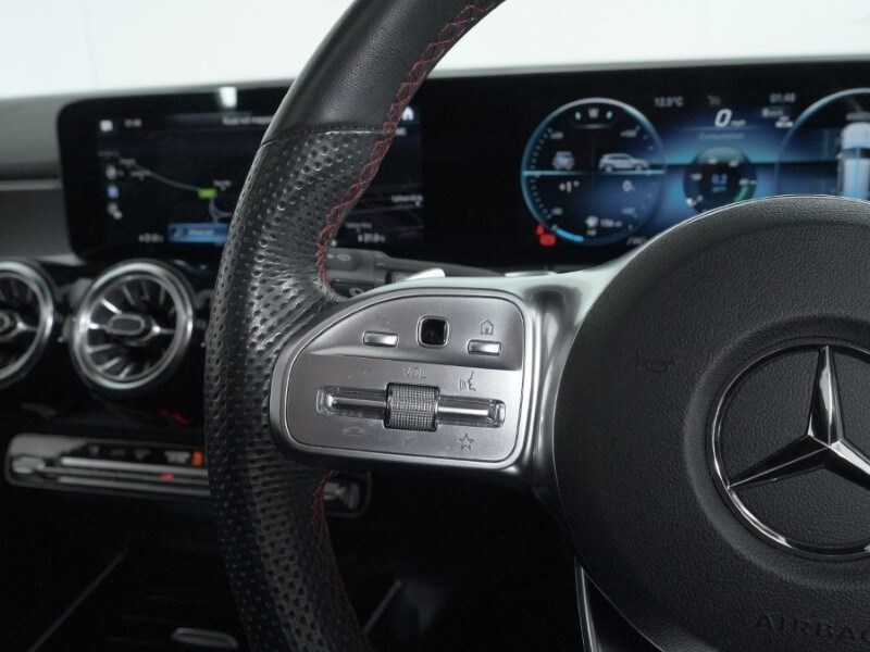 Used Mercedes-Benz GLB 2023 for sale - 77997079: Photo 33