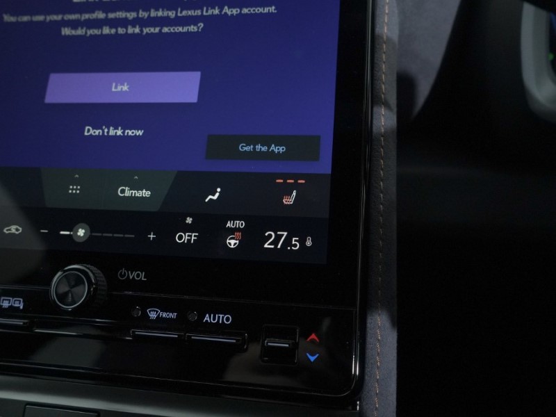 Used Lexus LBX 2024 for sale - 77077079: Photo 36