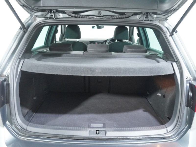 Used Volkswagen Golf 2019 for sale - 76981671: Photo 13