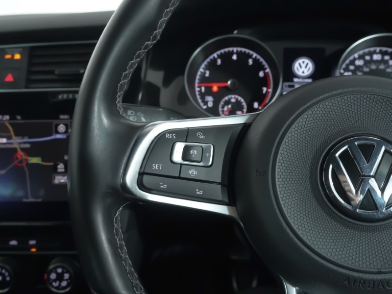 Used Volkswagen Golf 2019 for sale - 76981671: Photo 21