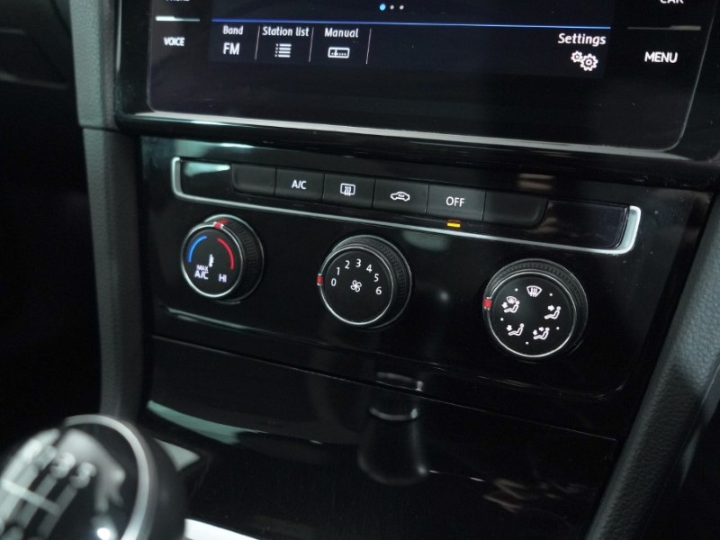 Used Volkswagen Golf 2019 for sale - 76981671: Photo 27