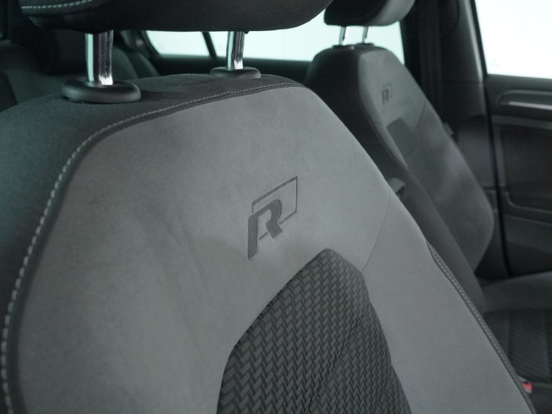 Used Volkswagen Golf 2019 for sale - 76981671: Photo 44