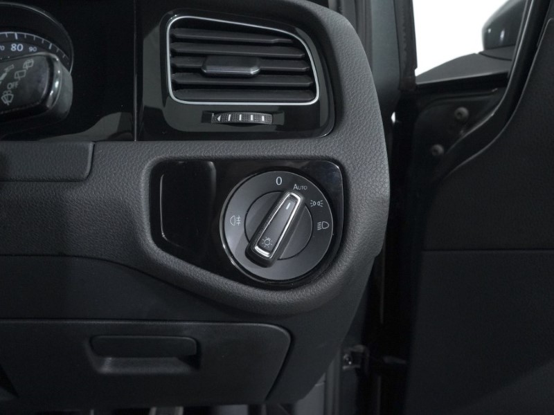 Used Volkswagen Golf 2019 for sale - 76981671: Photo 45