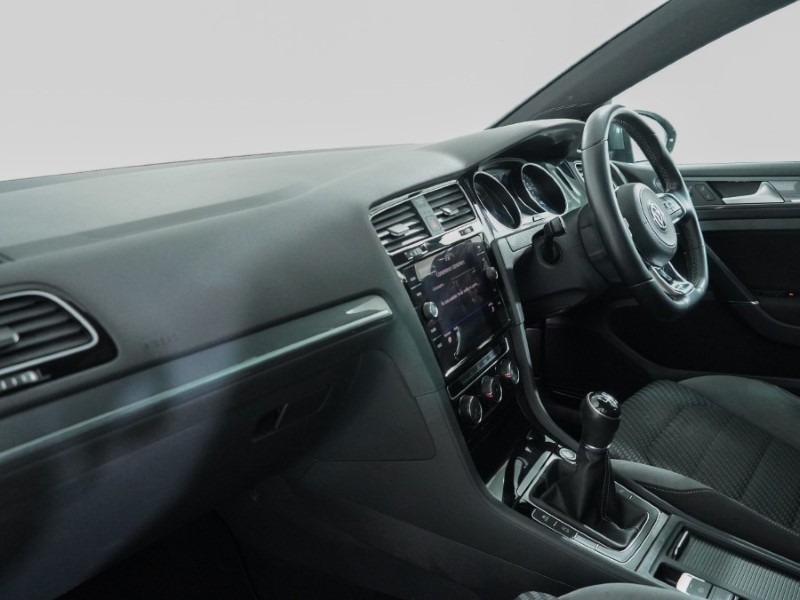 Used Volkswagen Golf 2019 for sale - 76981671: Photo 7