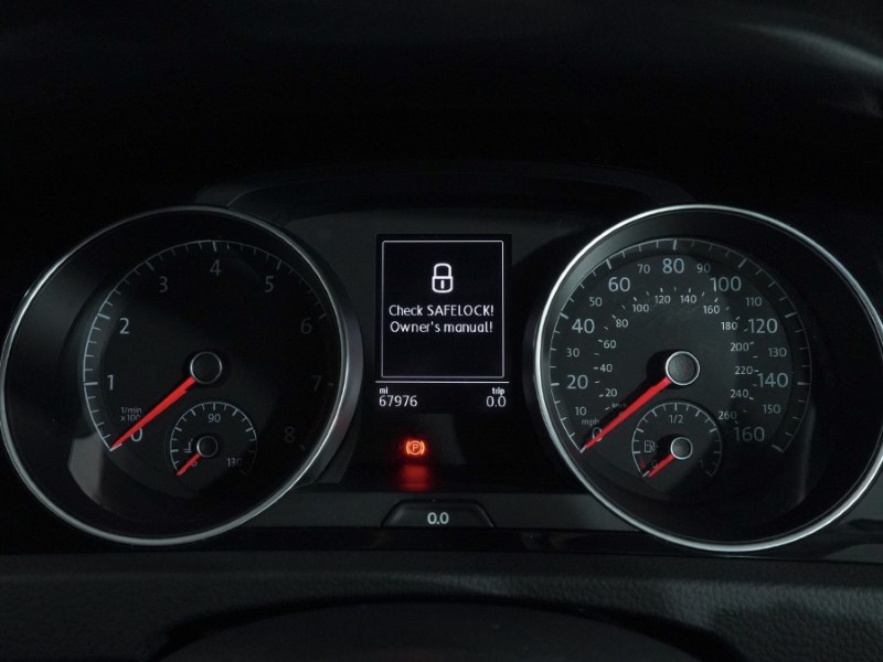 Used Volkswagen Golf 2019 for sale - 76981671: Photo 9