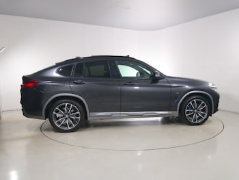 Used BMW X4 2020 for sale - 79038124: Photo