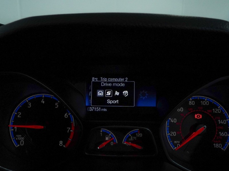 Used Ford Focus 2018 for sale - 76980926: Photo 34