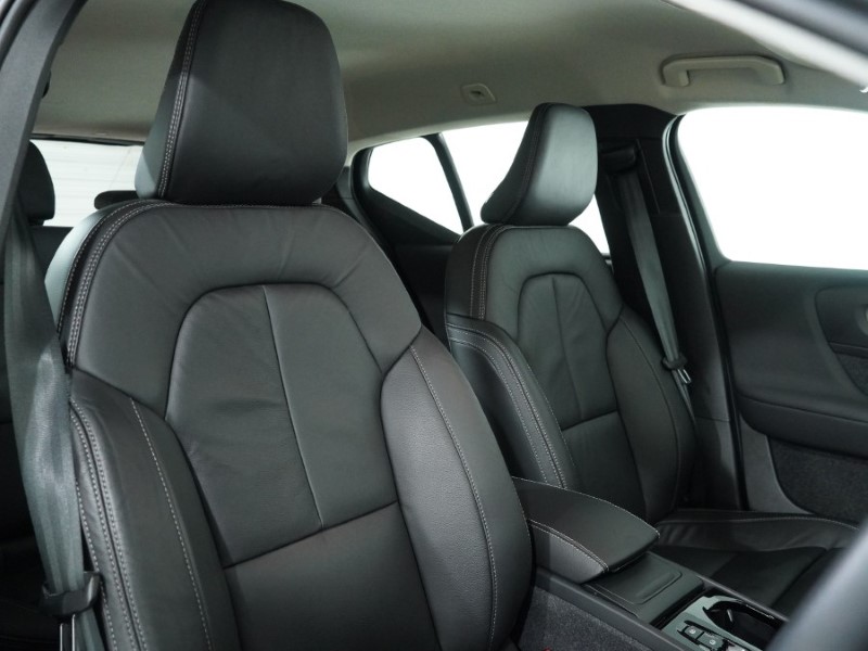 Used Volvo XC40 2023 for sale - 77077061: Photo 11