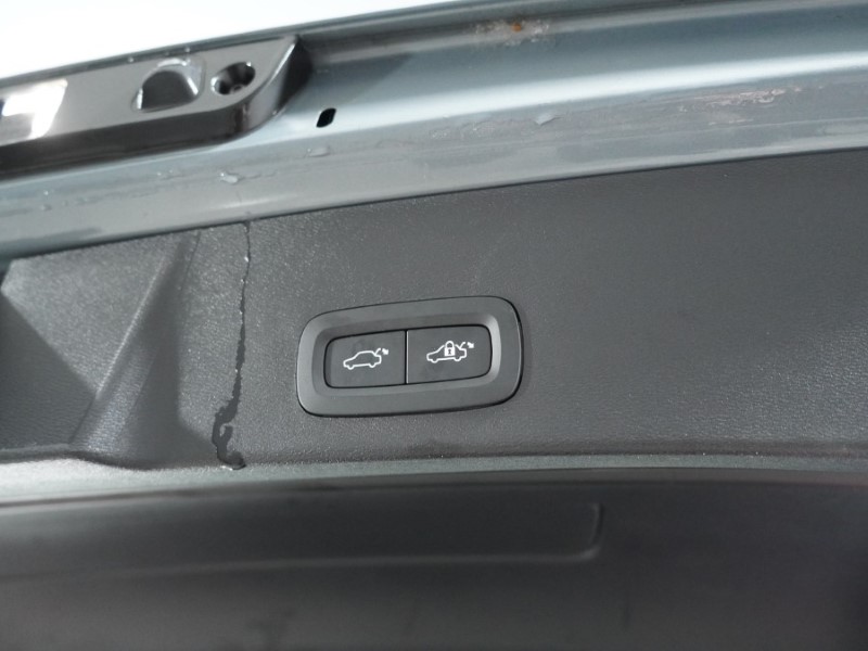 Used Volvo XC40 2023 for sale - 77077061: Photo 26