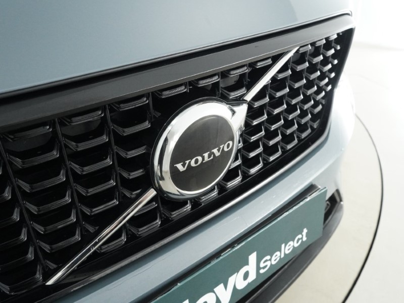 Used Volvo XC40 2023 for sale - 77077061: Photo 30