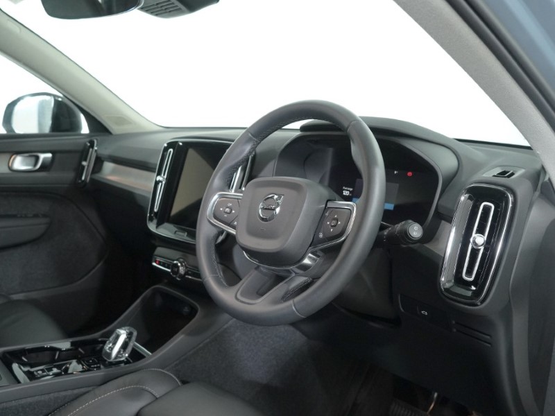 Used Volvo XC40 2023 for sale - 77077061: Photo 6