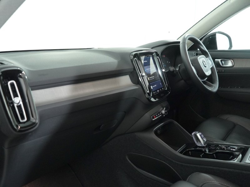 Used Volvo XC40 2023 for sale - 77077061: Photo 7