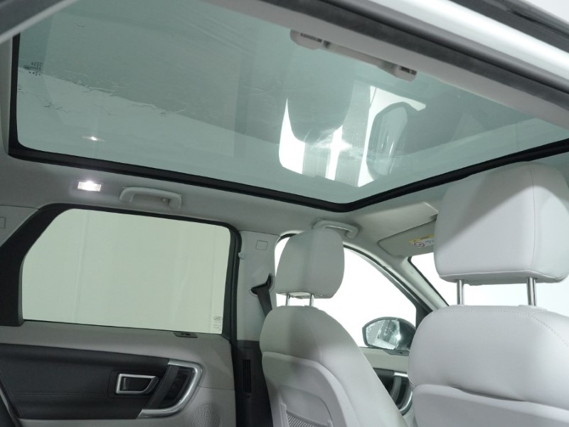 Used Land Rover Discovery Sport 2016 for sale - 77326476: Photo 17