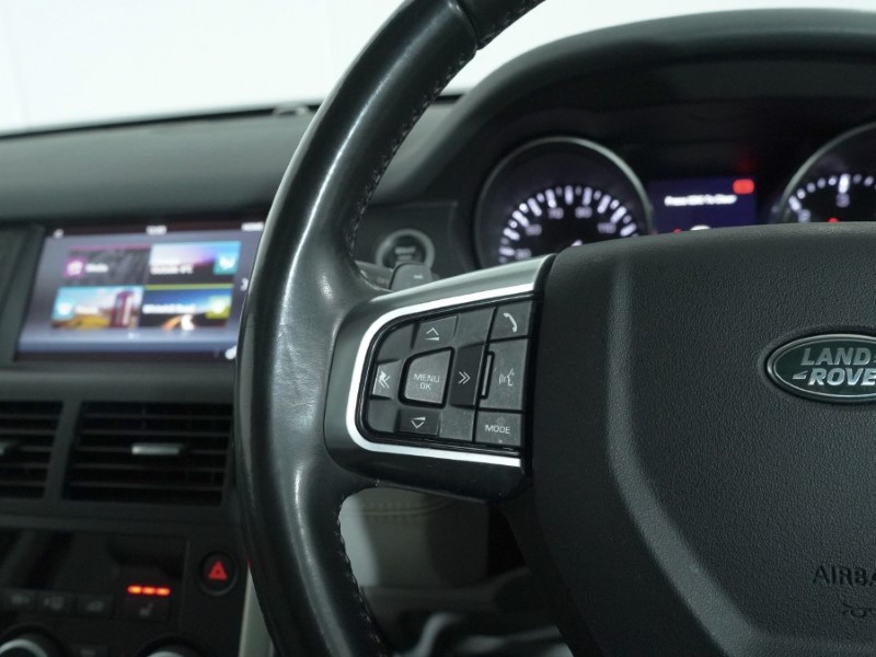 Used Land Rover Discovery Sport 2016 for sale - 77326476: Photo 27
