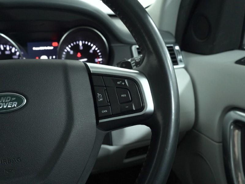 Used Land Rover Discovery Sport 2016 for sale - 77326476: Photo 28