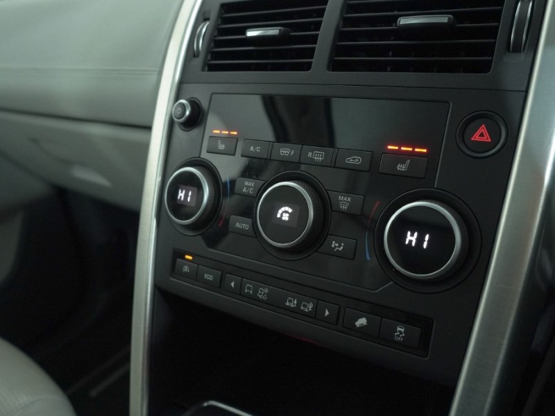 Used Land Rover Discovery Sport 2016 for sale - 77326476: Photo 31