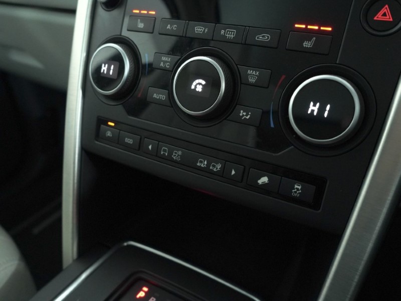 Used Land Rover Discovery Sport 2016 for sale - 77326476: Photo 33