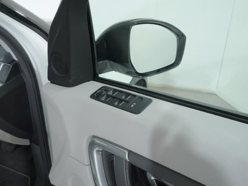 Used Land Rover Discovery Sport 2016 for sale - 77326476: Photo 52