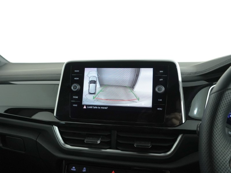 Used Volkswagen T-Roc 2023 for sale - 77997053: Photo 17