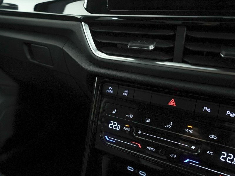 Used Volkswagen T-Roc 2023 for sale - 77997053: Photo 20