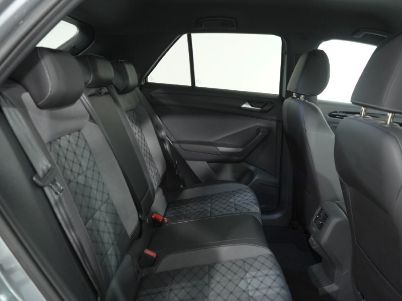 Used Volkswagen T-Roc 2023 for sale - 77997053: Photo 25