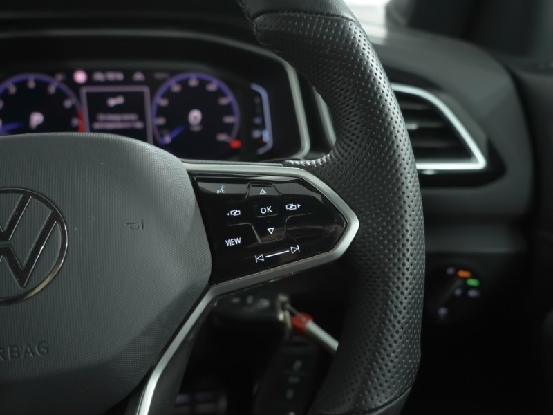 Used Volkswagen T-Roc 2023 for sale - 77997053: Photo 33