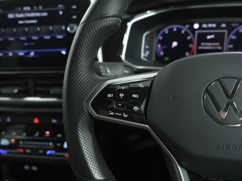 Used Volkswagen T-Roc 2023 for sale - 77997053: Photo 34