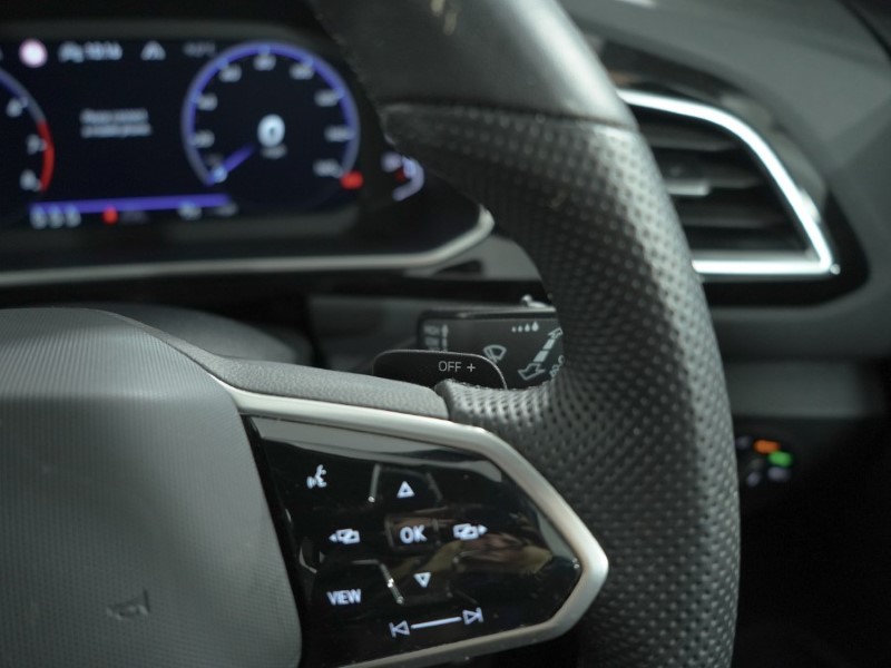 Used Volkswagen T-Roc 2023 for sale - 77997053: Photo 36