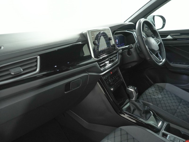 Used Volkswagen T-Roc 2023 for sale - 77997053: Photo 7