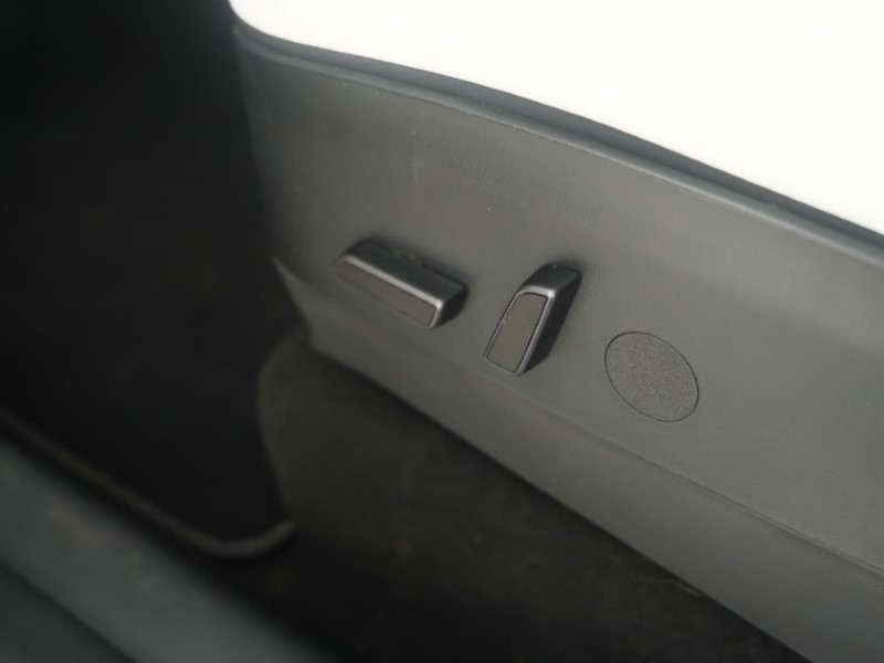 Used Tesla Model Y 2023 for sale - 78108898: Photo 25