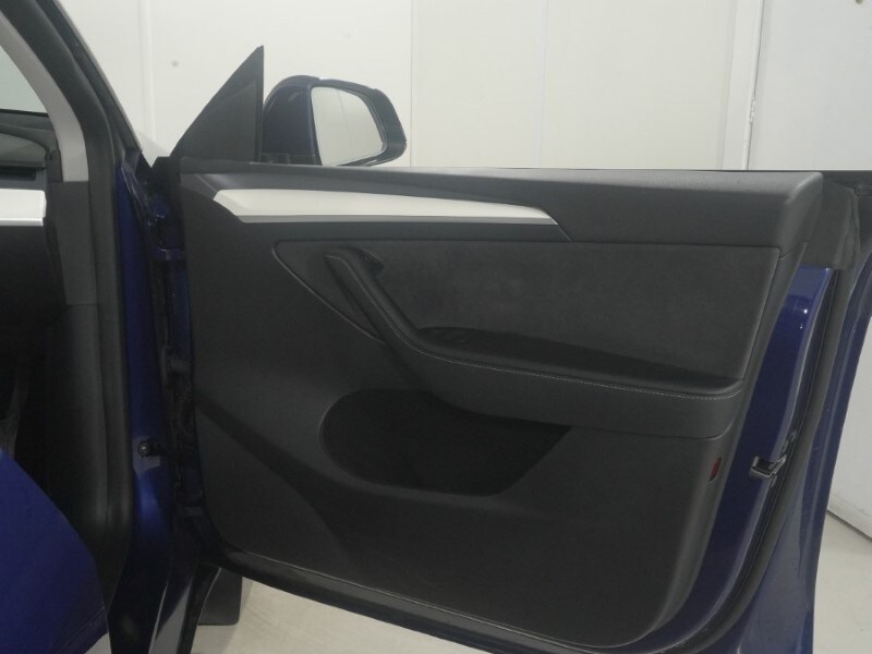 Used Tesla Model Y 2023 for sale - 78108898: Photo 32