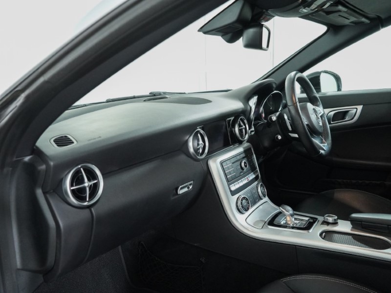 Used Mercedes-Benz SLC 2018 for sale - 77367172: Photo 7