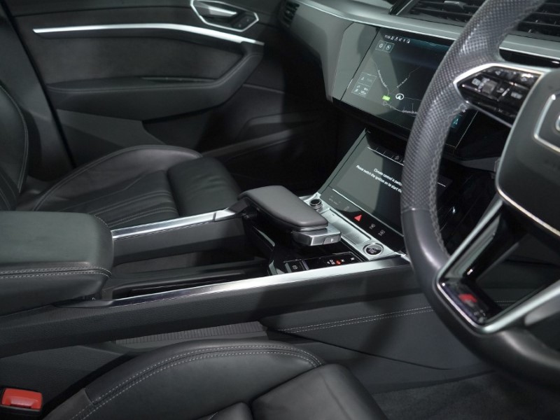 Used Audi e-tron 2020 for sale - 76981437: Photo 10