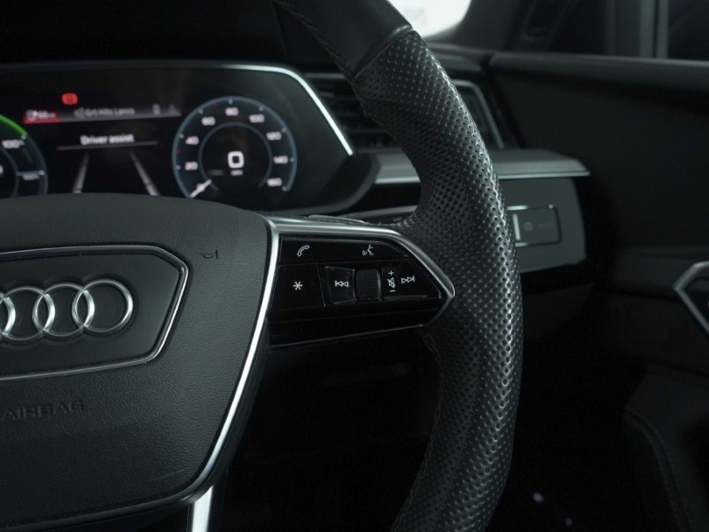 Used Audi e-tron 2020 for sale - 76981437: Photo 24