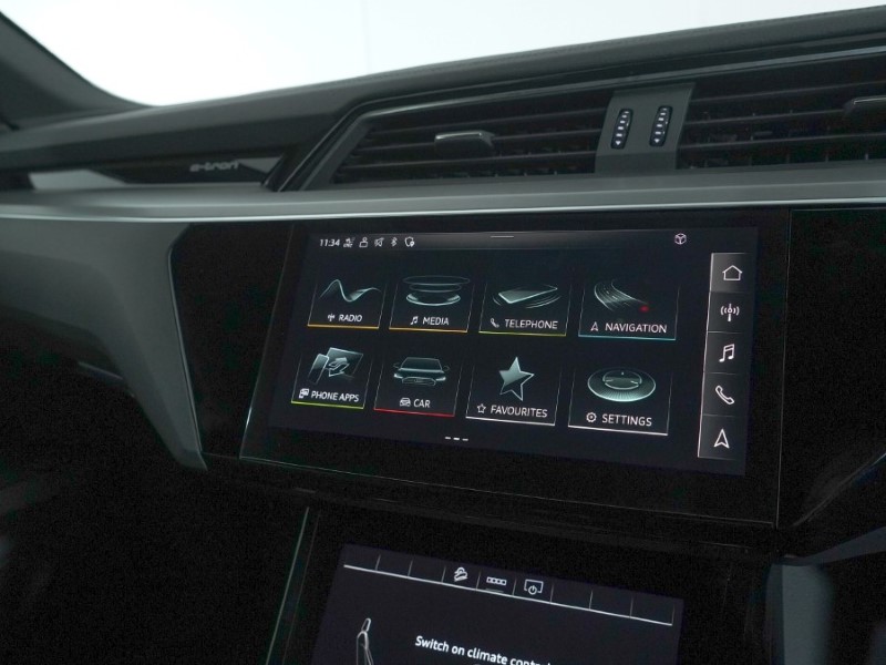 Used Audi e-tron 2020 for sale - 76981437: Photo 28