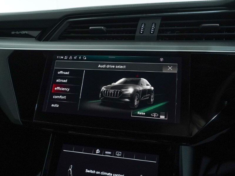 Used Audi e-tron 2020 for sale - 76981437: Photo 31