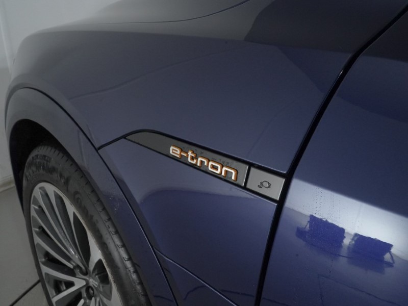 Used Audi e-tron 2020 for sale - 76981437: Photo 44
