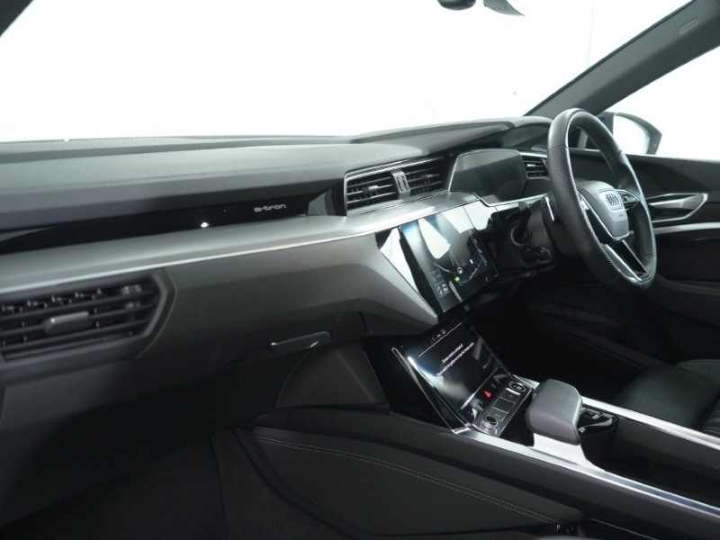 Used Audi e-tron 2020 for sale - 76981437: Photo 7