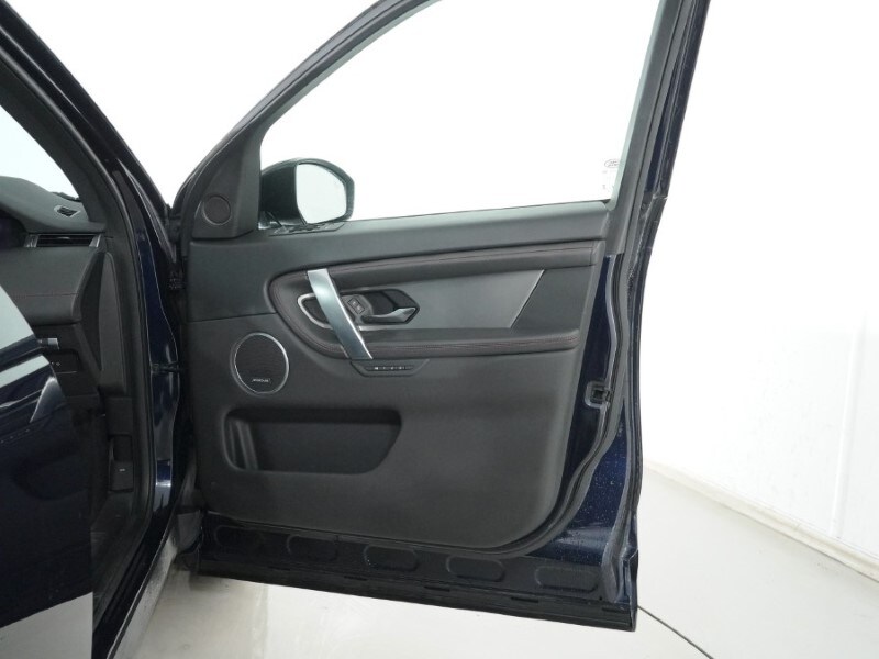 Used Land Rover Discovery Sport 2021 for sale - 77124118: Photo 41