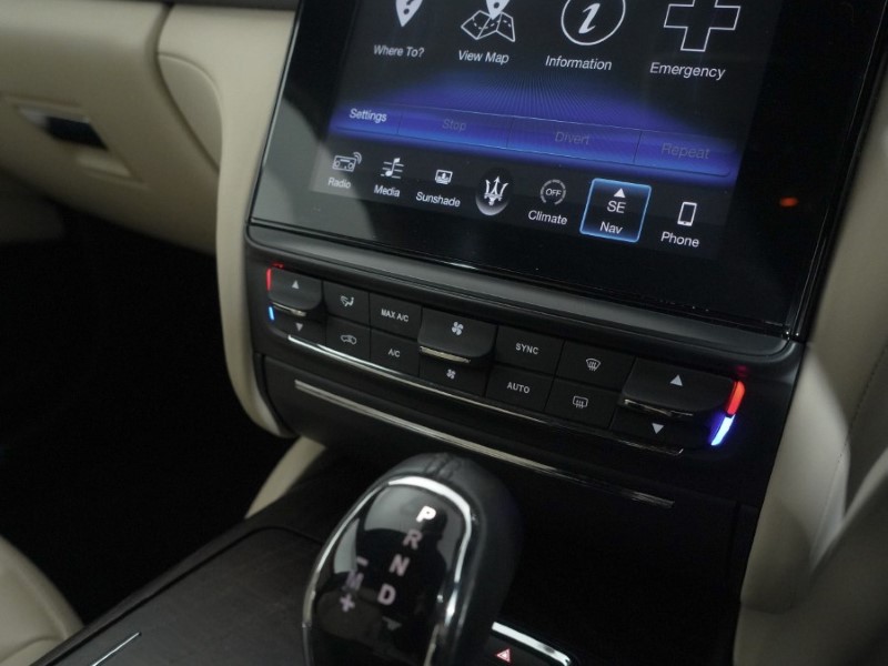 Used Maserati Quattroporte 2017 for sale - 77300604: Photo 32