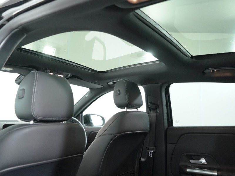 Used Mercedes-Benz GLA 2022 for sale - 77179608: Photo 17