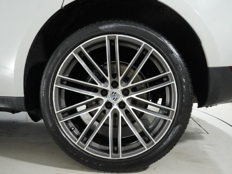 Used Porsche Macan 2019 for sale - 77665207: Photo 14