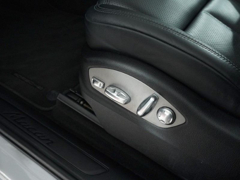 Used Porsche Macan 2019 for sale - 77665207: Photo 22